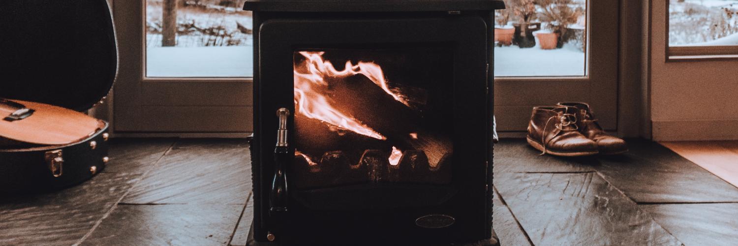 view of fireplace during winter