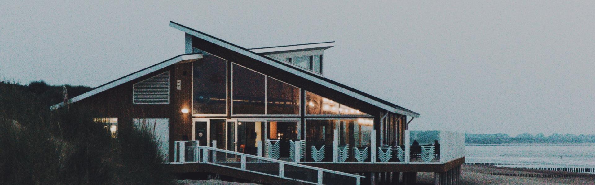 United States Beachfront Rentals - HomeToGo