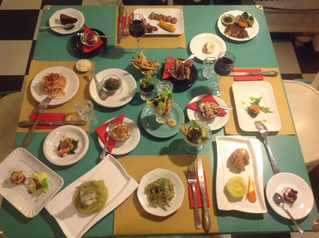 Tavola imbandita da Valà valà