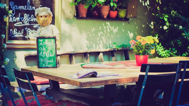 restaurant