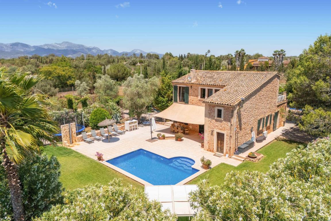 Hauptansicht vom Sommerhus: Finca Kiana