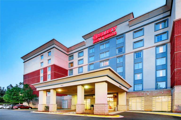 Drury Inn & Suites Charlotte Northlake