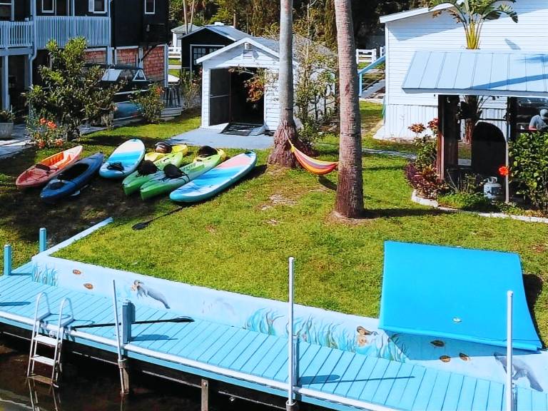 House Pine Island