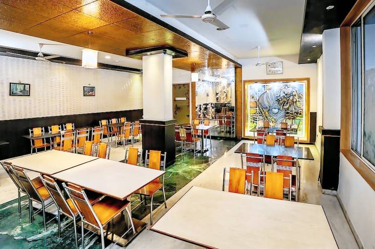 Hotel RKV Residency