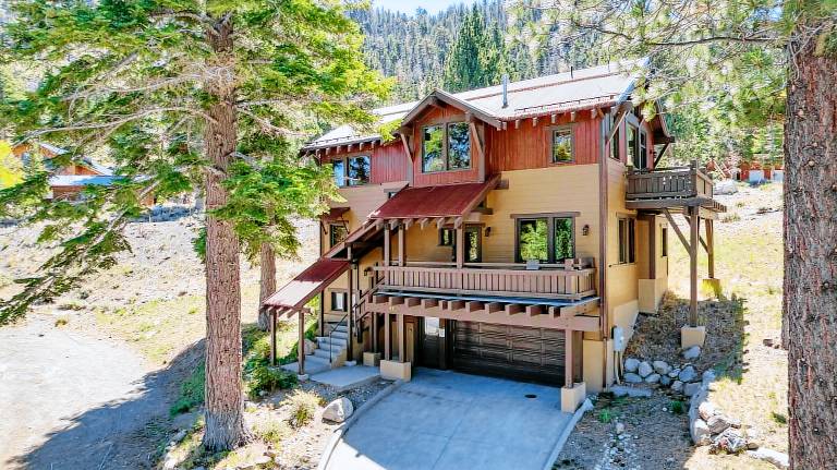 House June Lake