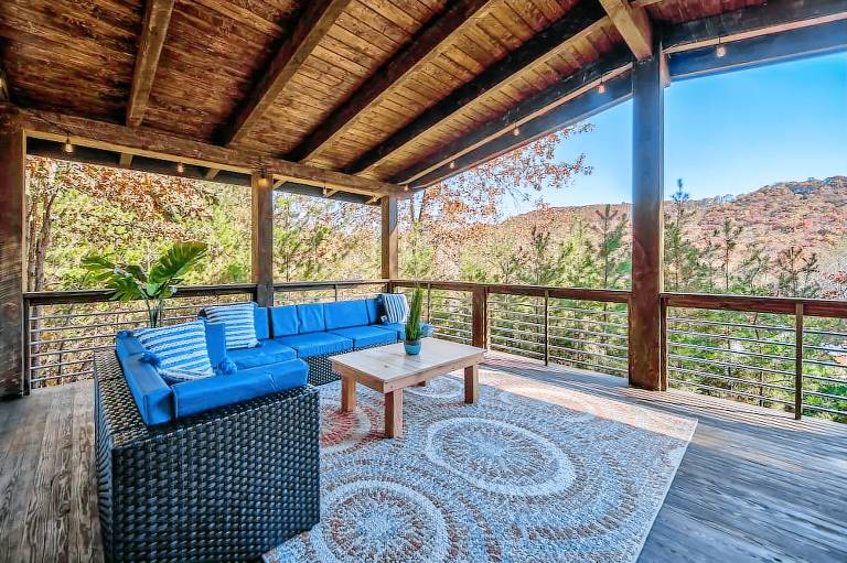 House Hiawassee