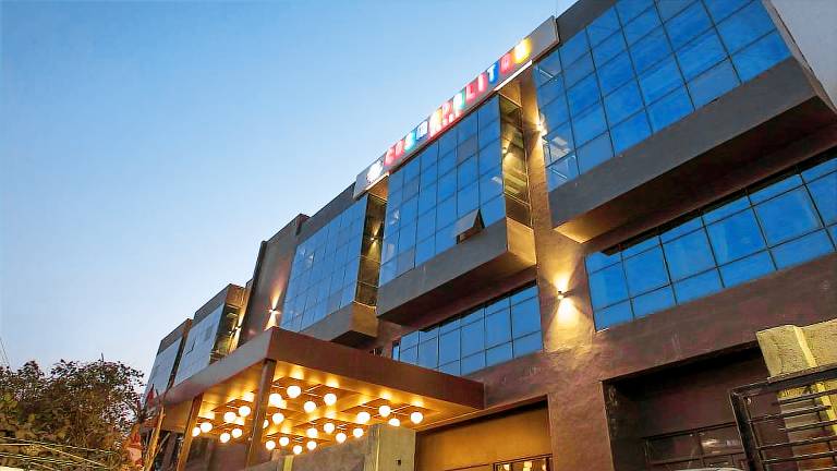 Cosmopolitan Hotel Indore