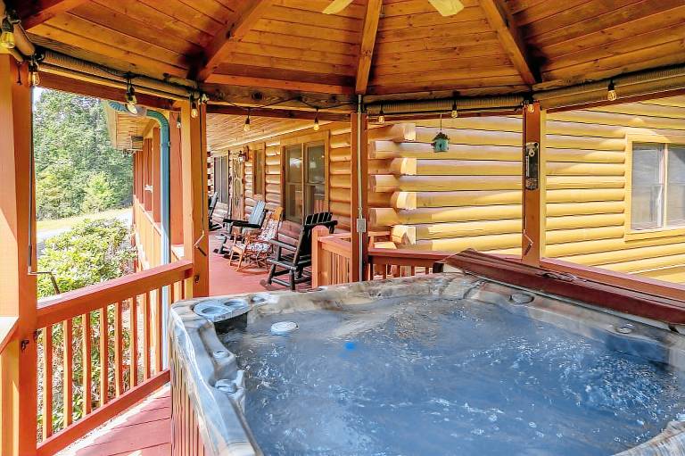 Cabin Cherokee