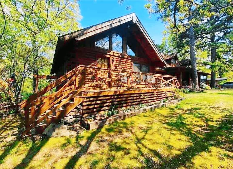 Cabin Eureka Springs