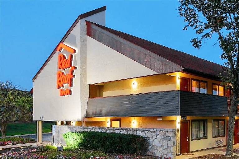 Red Roof Inn Milwaukee Airport