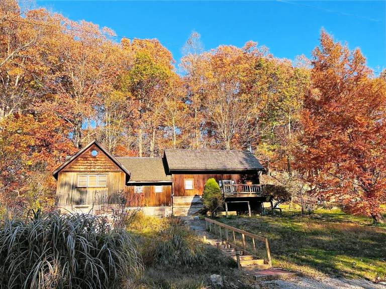 Cabin Athens
