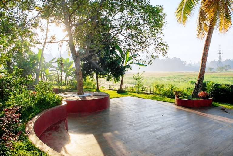 One bedrm villa close to beach with pool