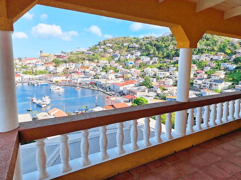 Apartment Saint George's