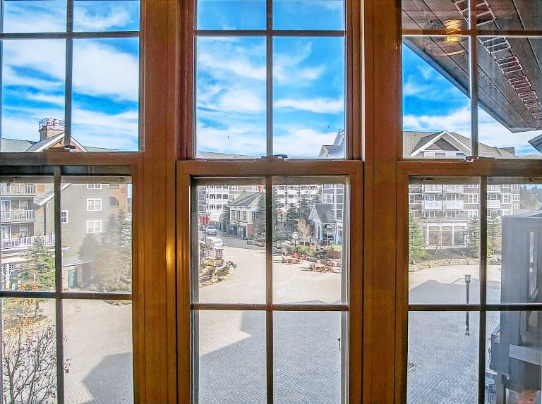 Condo Snowshoe