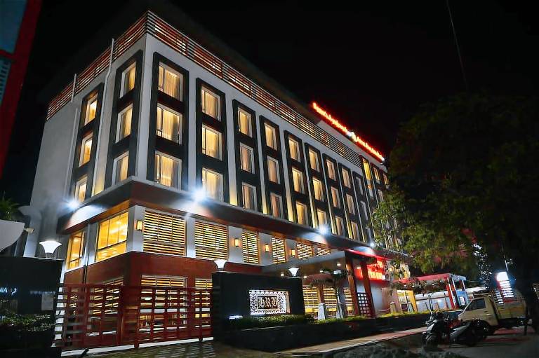 Raaj Bhaavan Clarks Inn Chennai
