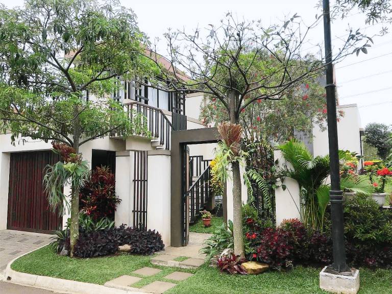 Luxurious Modern Villa at Vimala Hills