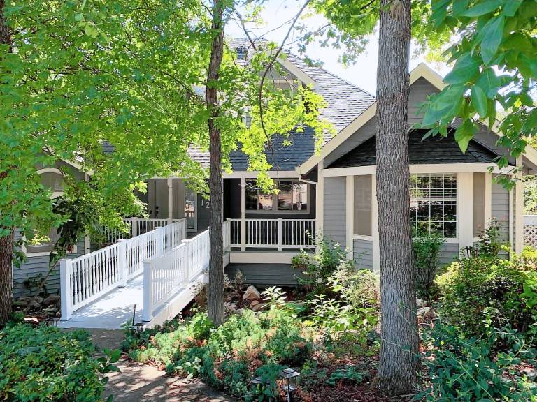 House Folsom