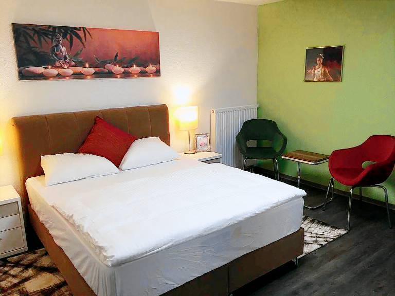 2 Zimmer Apartment mit Schlafcouch