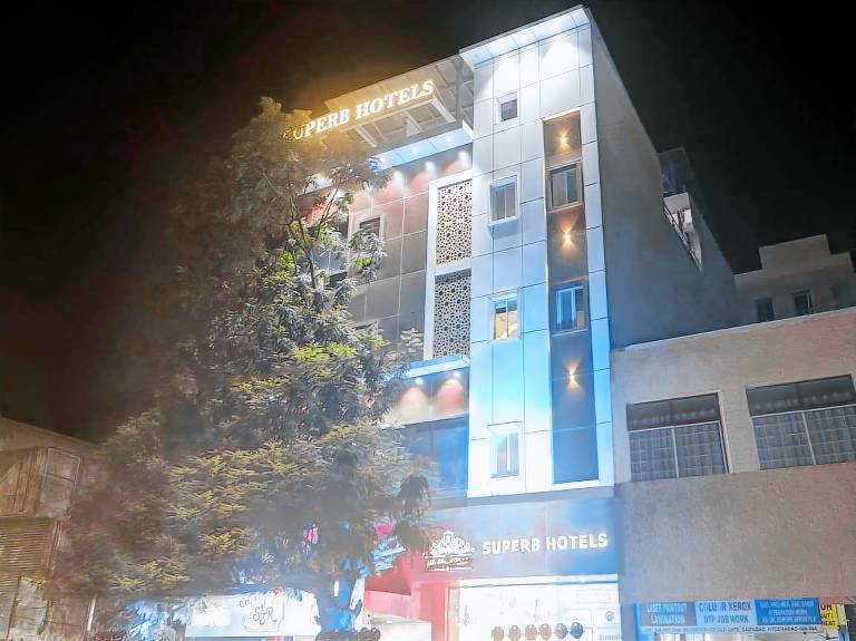 The Superb Hotels