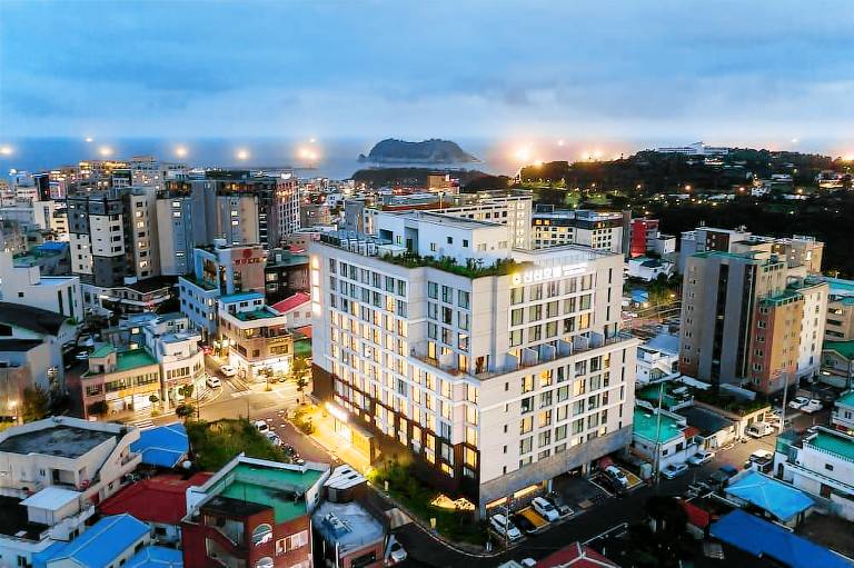 Shin Shin Hotel Cheonjiyeon