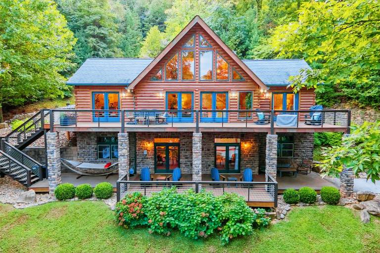 Cabin LaFollette