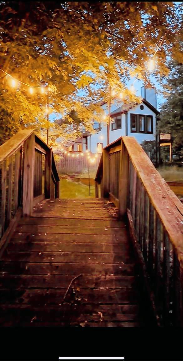 House Glenroy Village