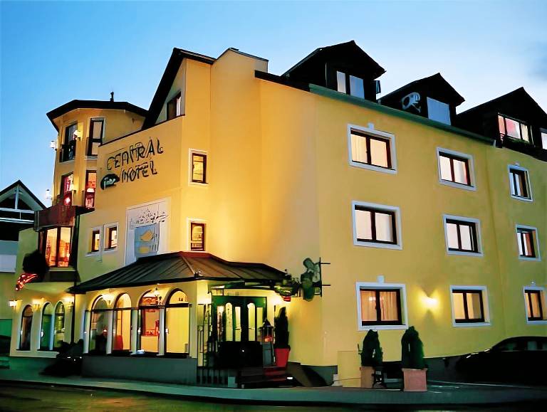 Hotel Restaurant Central am Konigshof