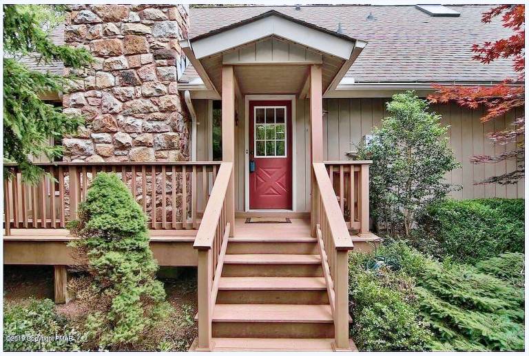 House Pocono Lake