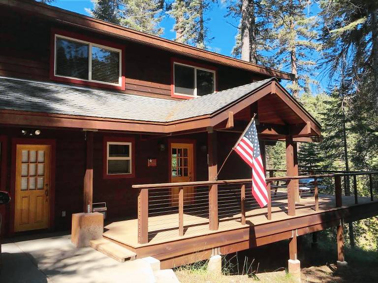 Cabin  Pinecrest