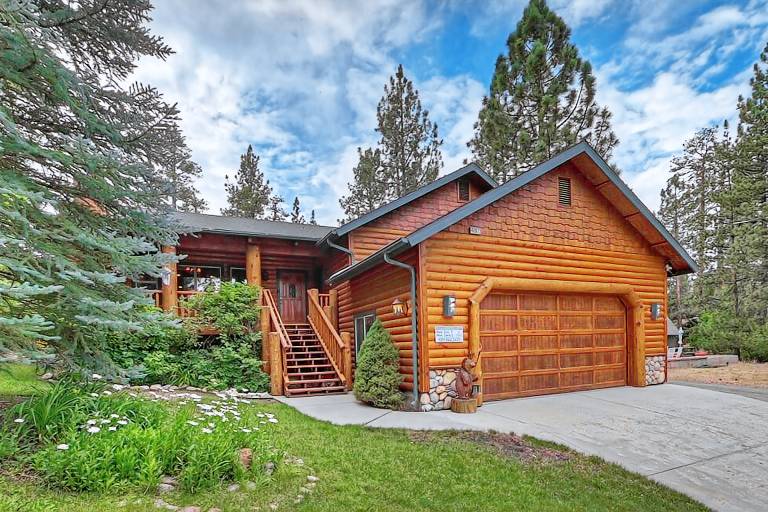 House Snow Summit Ski Resort