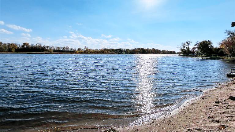 House Maple Lake
