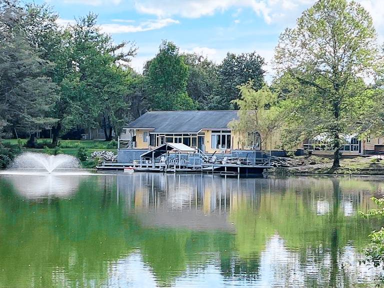 Cabin  Athens