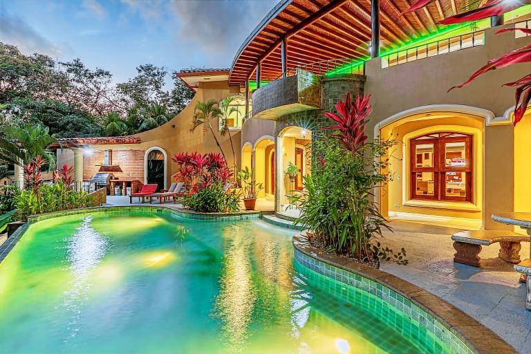 House  Manuel Antonio