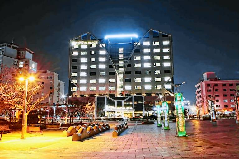 Fontana Beach Hotel