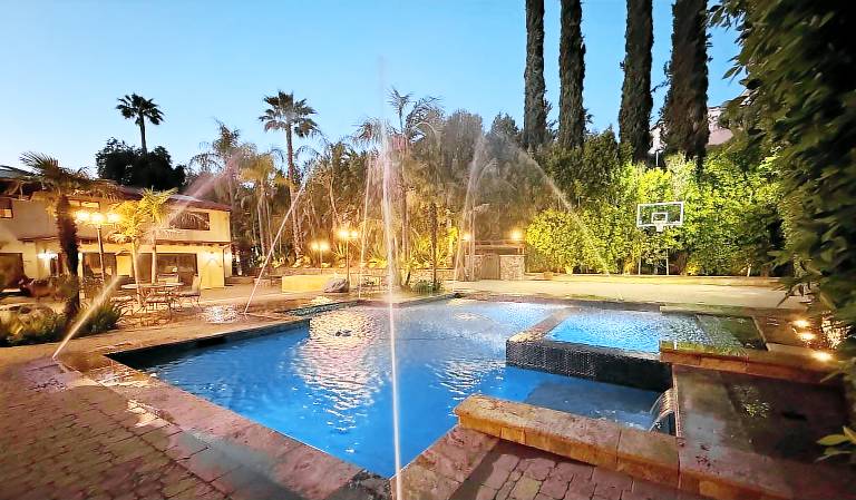 House Hidden Hills