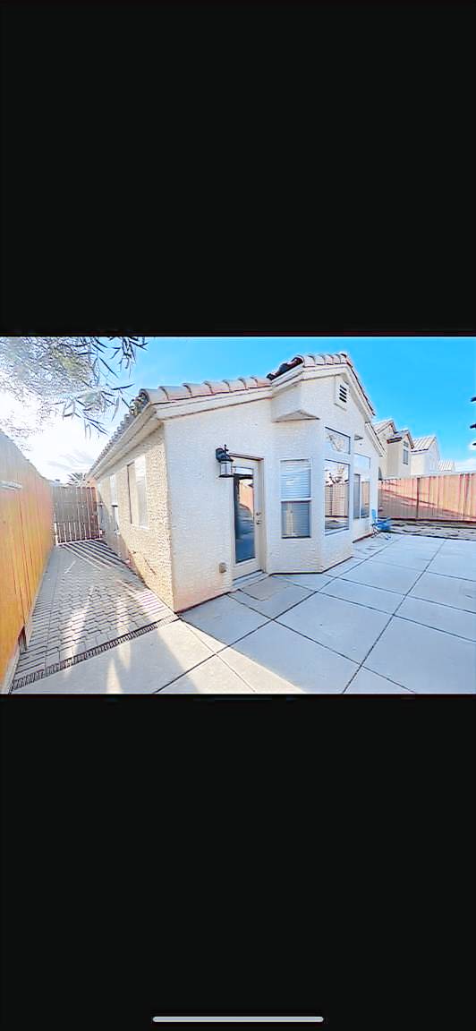 House  Twin Lakes