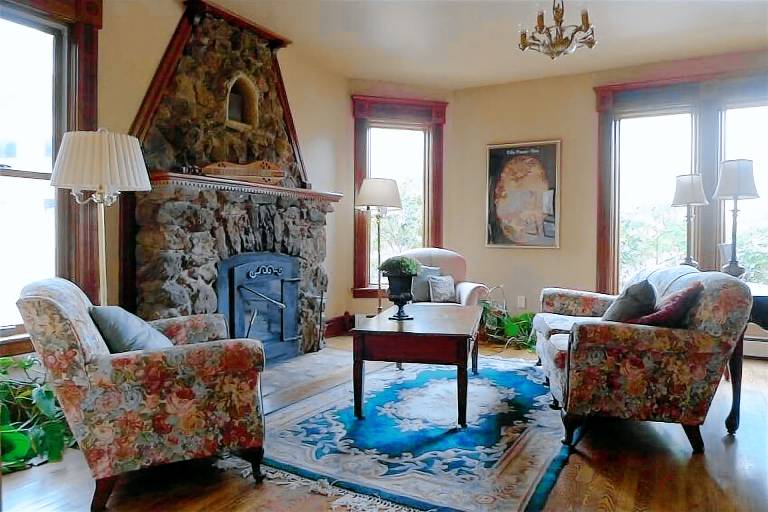 House  Manitou Springs