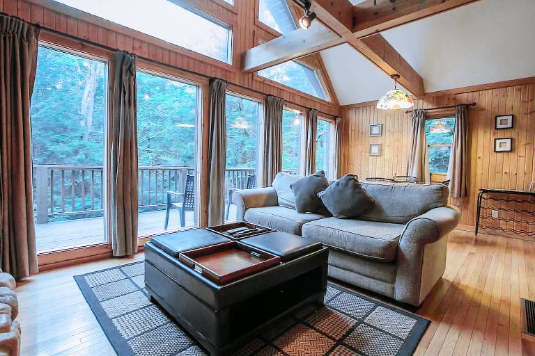 Cabin Hocking Hills