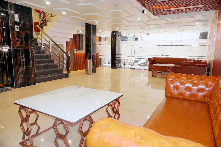 HOTEL ROYAL ROSETTE NEW DELHI RAILWAY STATION