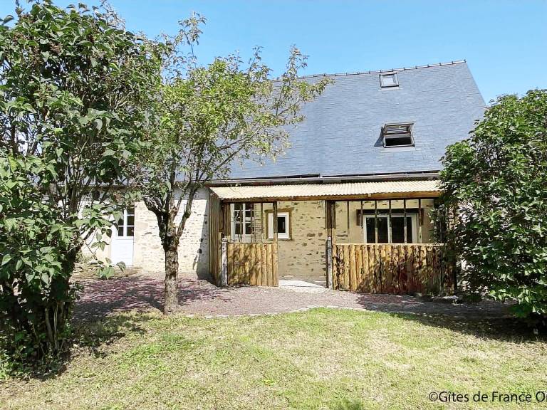 Charmantes Dorfhaus mit geschlossenem Garten