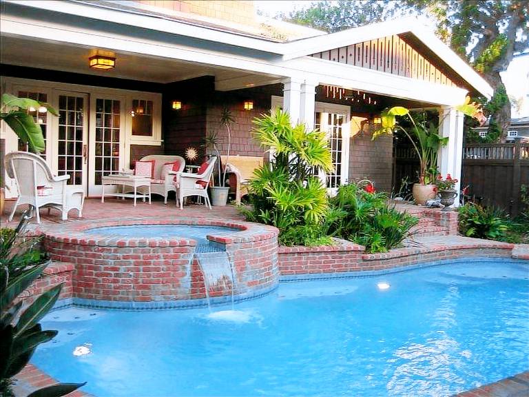 House Coronado