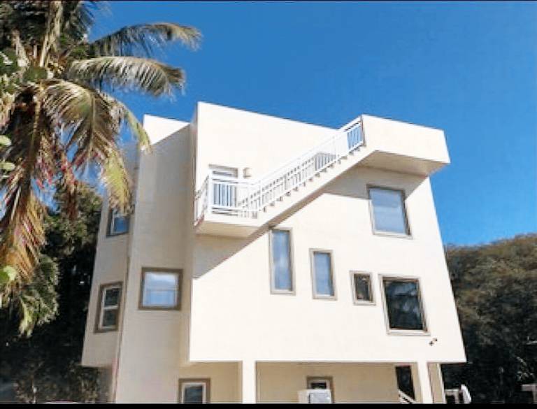 House  Key Largo
