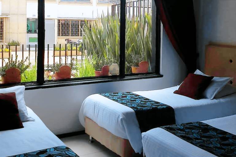 Central House Hotel