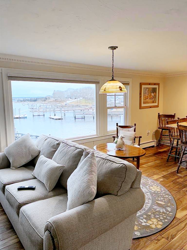 House Buzzards Bay