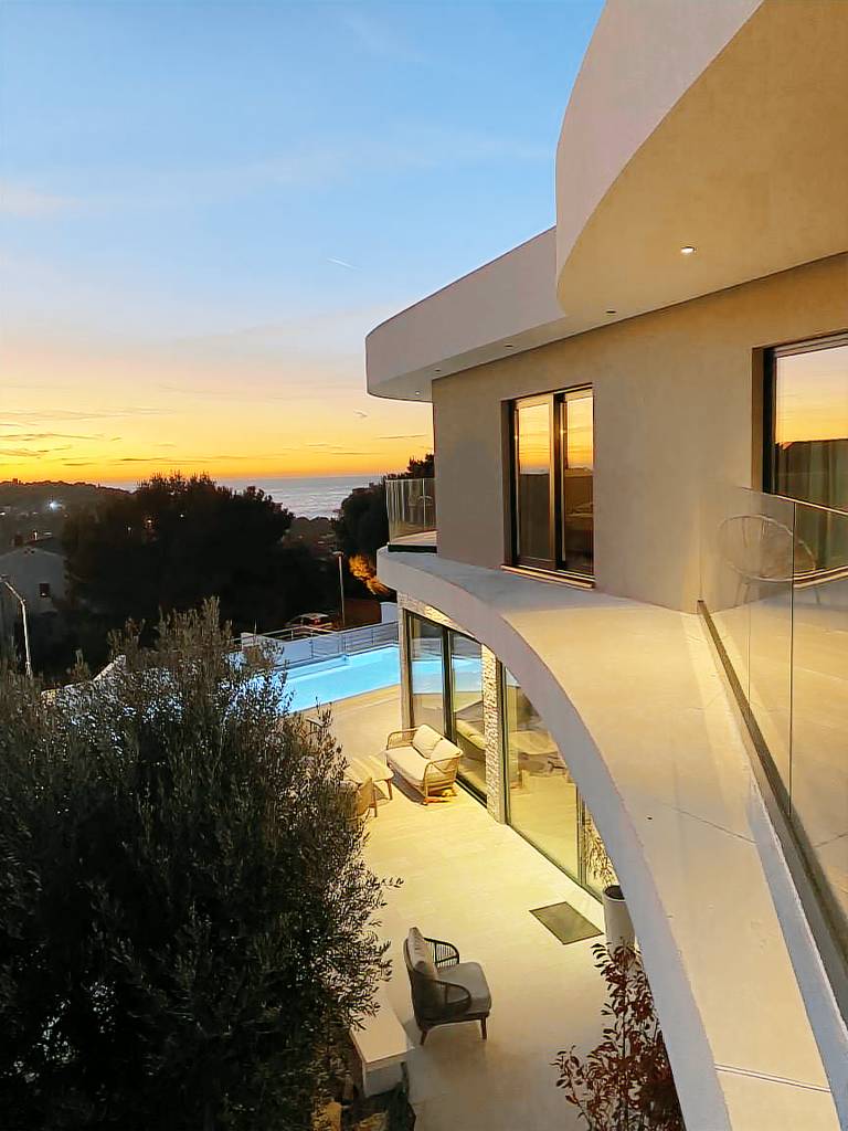 Neue und moderne Design Villa in Pula mit grossem Pool