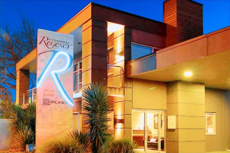 Fitzherbert Regency Motor Lodge