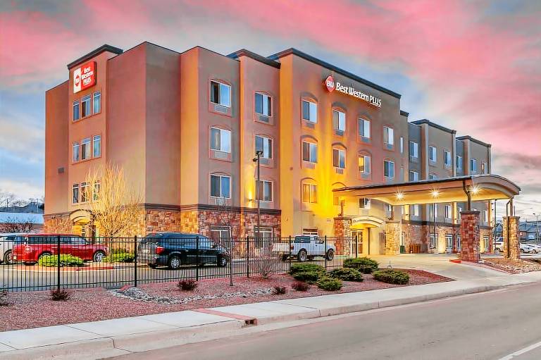 Best Western Plus Gallup Inn & Suites