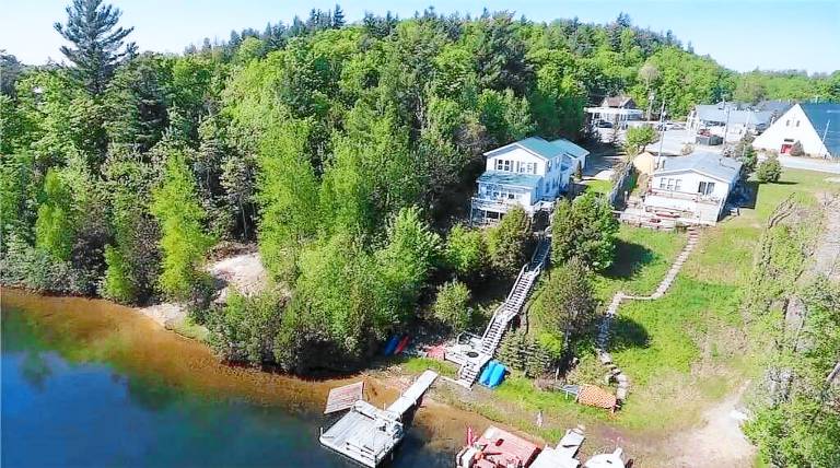 House Star Lake