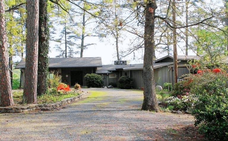 House  Lake Hamilton Township