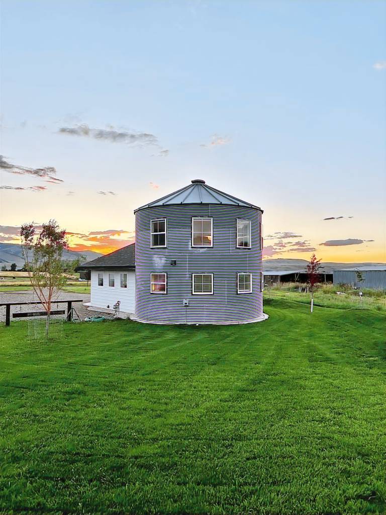 House  Gallatin Gateway